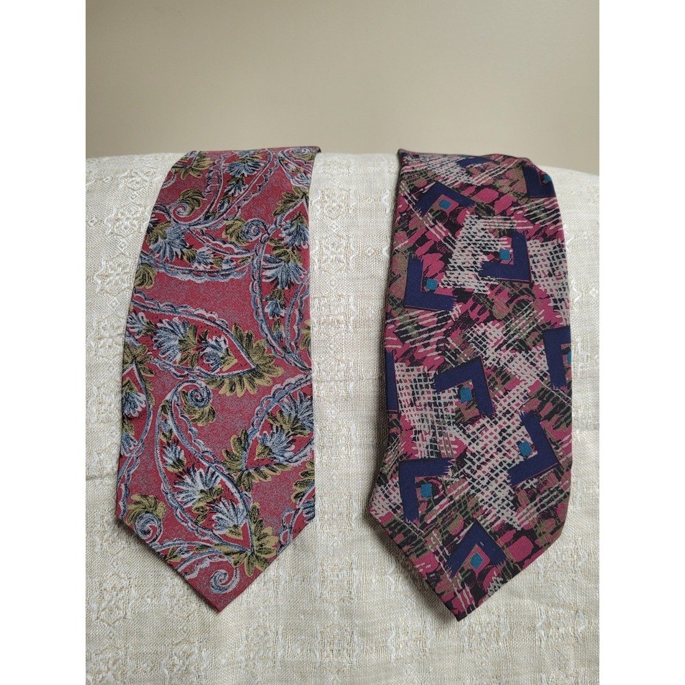 Torriani‎ Elegant Mens Neckties Lot of 2 Paisley and Geometric Patterned